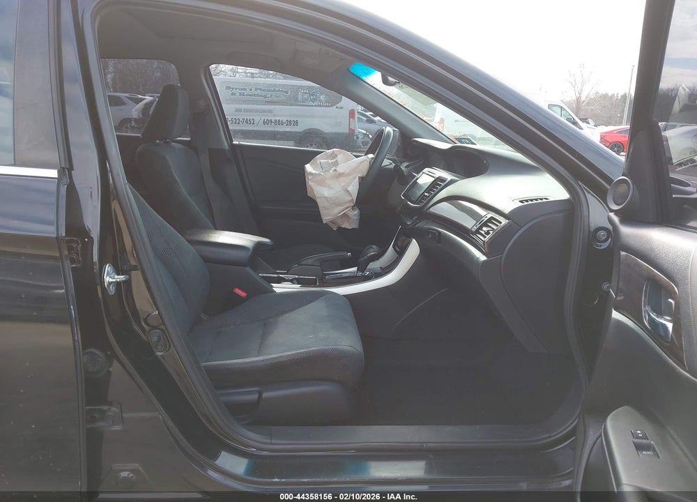2016 HONDA ACCORD EX VIN: 1HGCR2F73GA070536