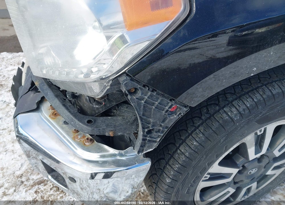 2017 TOYOTA TUNDRA SR5 PLUS 5.7L V8 VIN: 5TFUY5F11HX673423