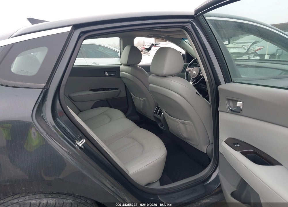 2016 KIA OPTIMA EX VIN: 5XXGU4L35GG101379