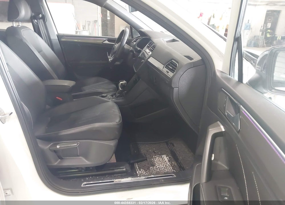 2022 VOLKSWAGEN TIGUAN 2.0T SE R-LINE BLACK VIN: 3VV8B7AX0NM009806