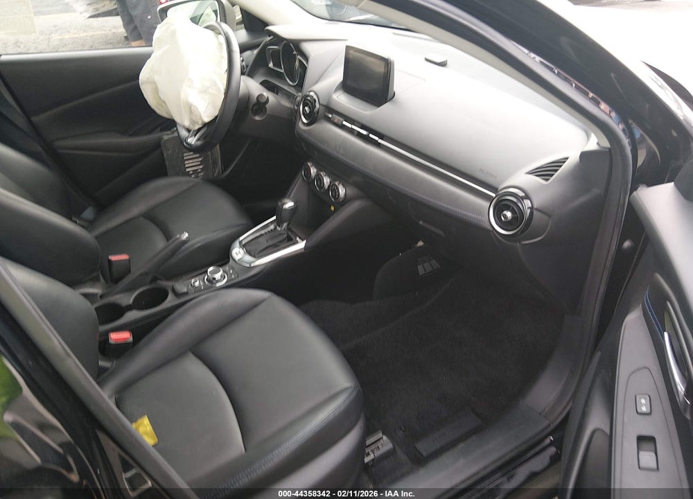 2020 TOYOTA YARIS XLE VIN: 3MYDLBJV0LY704810
