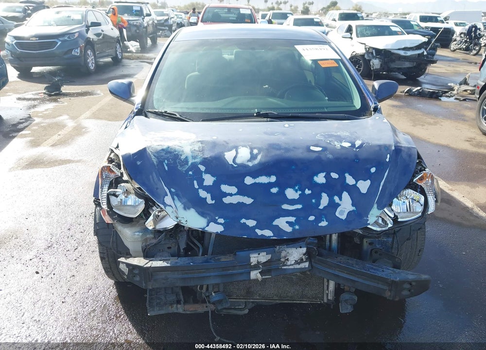 2015 HYUNDAI ELANTRA SE VIN: 5NPDH4AE0FH586187