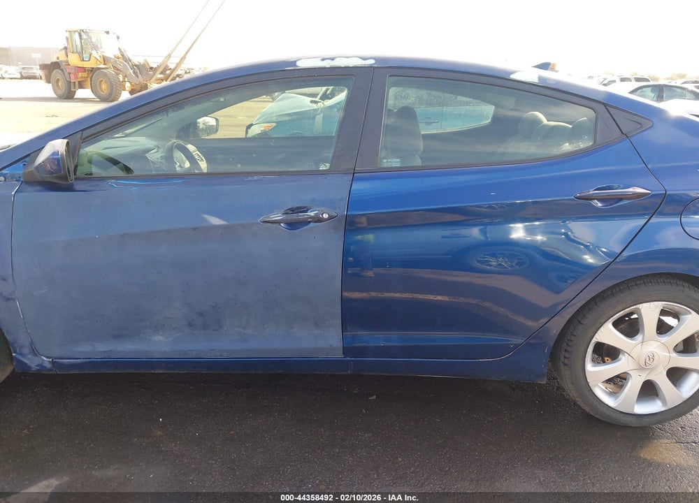 2015 HYUNDAI ELANTRA SE VIN: 5NPDH4AE0FH586187