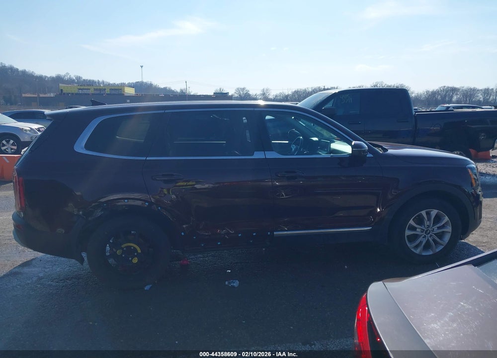 2020 KIA TELLURIDE LX VIN: 5XYP24HC1LG085489