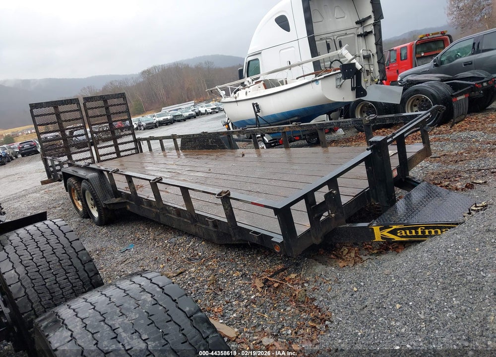 2025 KAUFMAN TRAILERS UNKNOWN VIN: 7UZFB2427SL010564