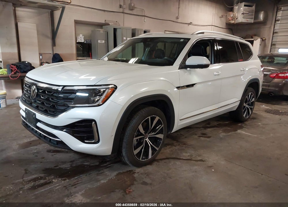 2024 VOLKSWAGEN ATLAS 2.0T SEL PREMIUM R-LINE VIN: 1V2FR2CA4RC567905