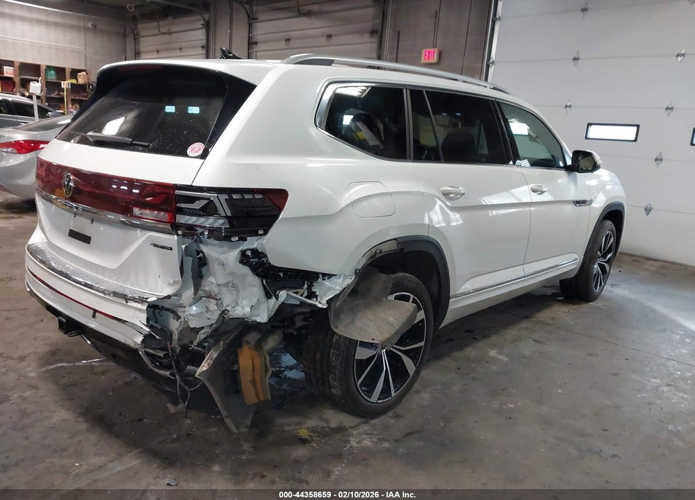 2024 VOLKSWAGEN ATLAS 2.0T SEL PREMIUM R-LINE VIN: 1V2FR2CA4RC567905