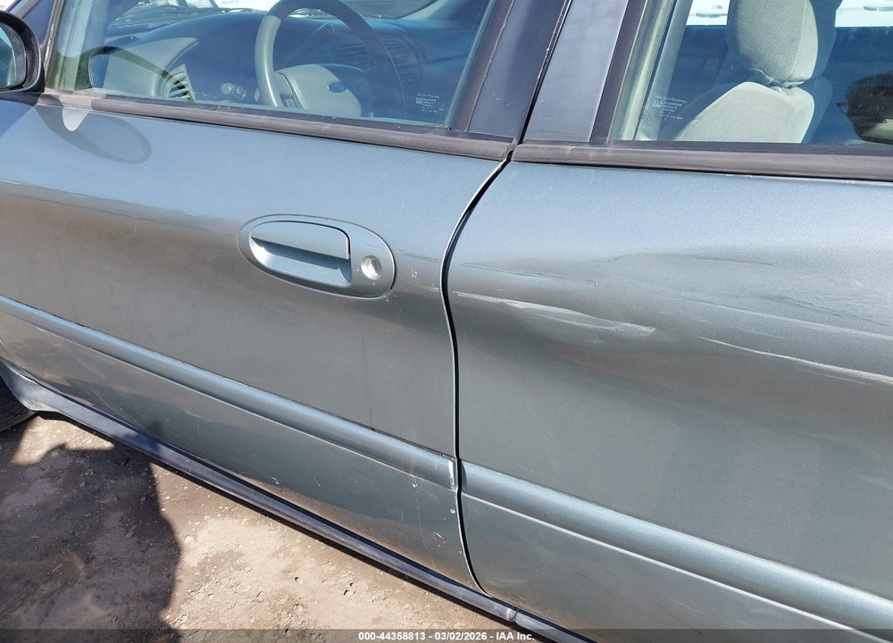 2005 FORD TAURUS SE VIN: 1FAFP53U95A303898