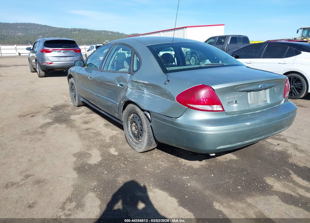 2005 FORD TAURUS SE VIN: 1FAFP53U95A303898