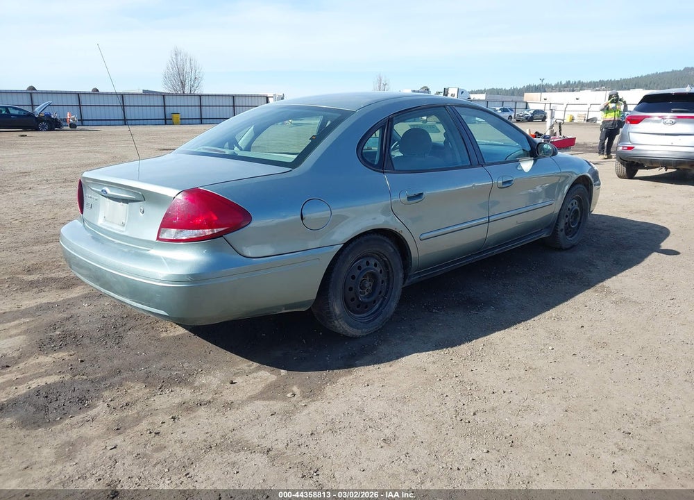 2005 FORD TAURUS SE VIN: 1FAFP53U95A303898