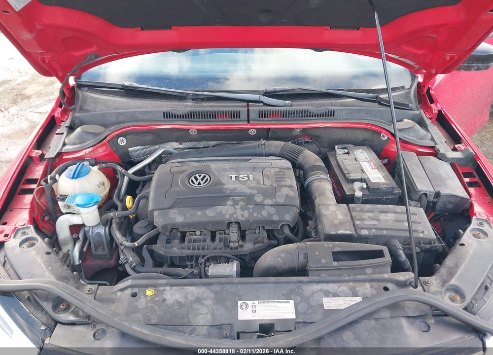 2015 VOLKSWAGEN JETTA 1.8T SE VIN: 3VWD17AJ7FM300524