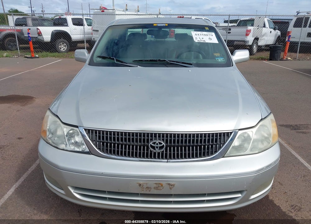 2002 TOYOTA AVALON XLS VIN: 4T1BF28B42U245772
