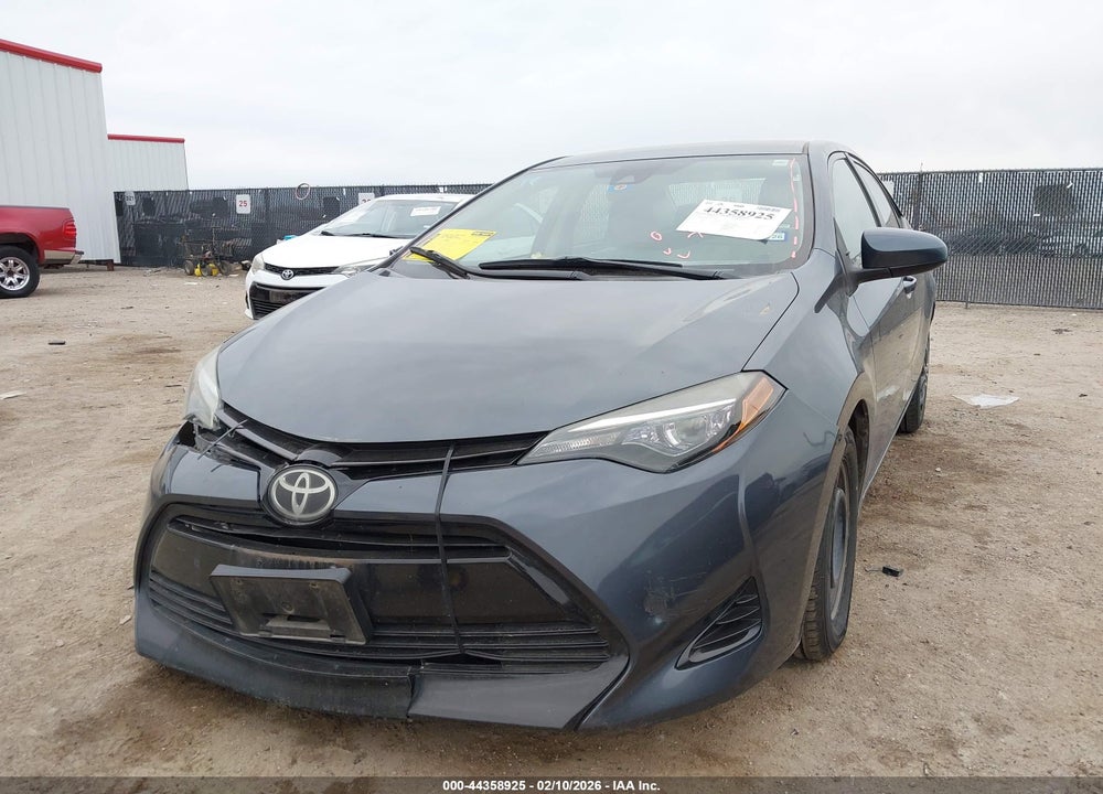 2018 TOYOTA COROLLA L VIN: 5YFBURHE7JP762508