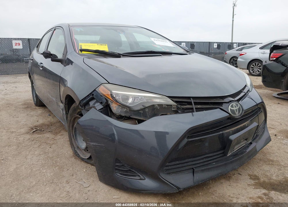 2018 TOYOTA COROLLA L VIN: 5YFBURHE7JP762508