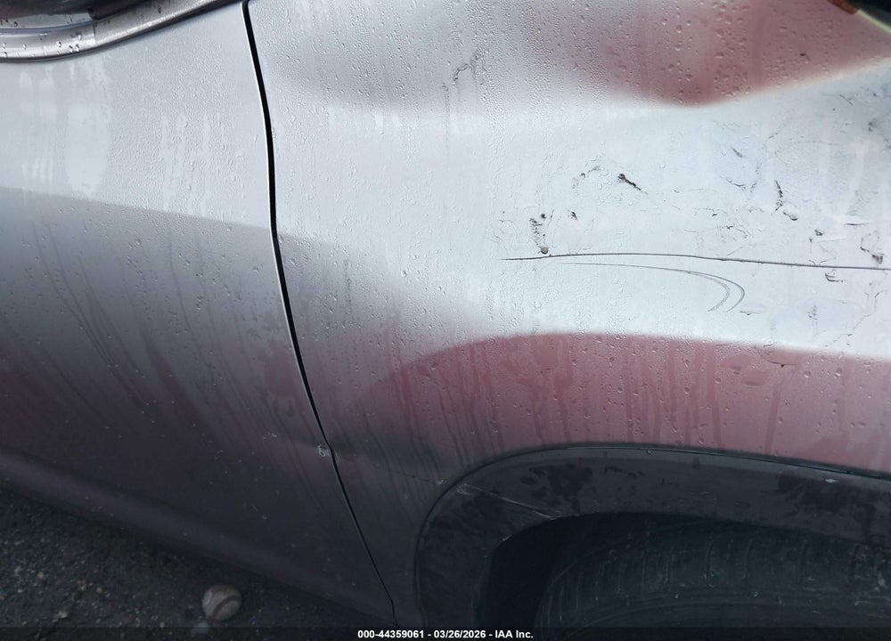 2019 TOYOTA HIGHLANDER XLE VIN: 5TDKZRFHXKS560205