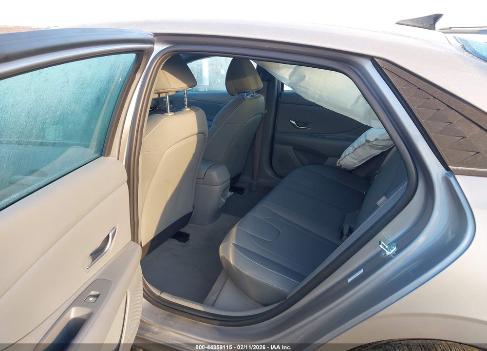 2025 HYUNDAI ELANTRA SEL SPORT VIN: KMHLM4DG2SU025151