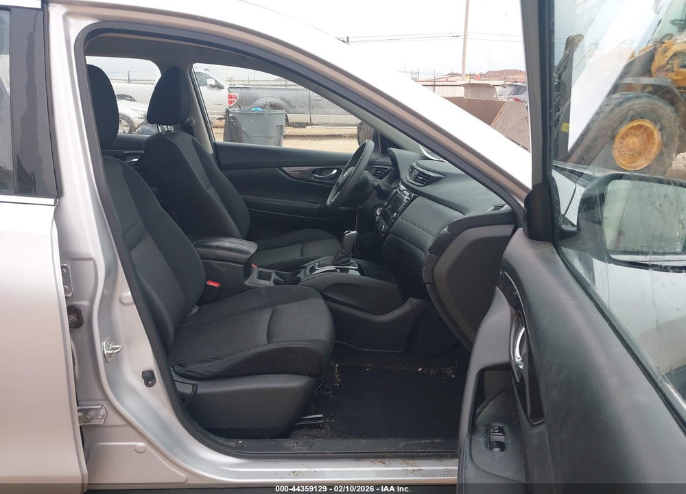 2018 NISSAN ROGUE S VIN: JN8AT2MT0JW460516