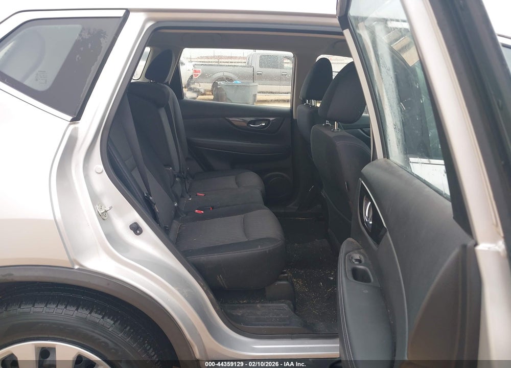2018 NISSAN ROGUE S VIN: JN8AT2MT0JW460516