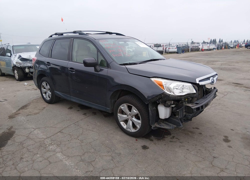 2016 SUBARU FORESTER 2.5I PREMIUM VIN: JF2SJADCXGH457654