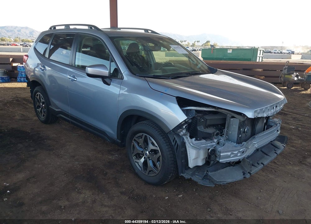 2023 SUBARU FORESTER PREMIUM VIN: JF2SKAECXPH543221