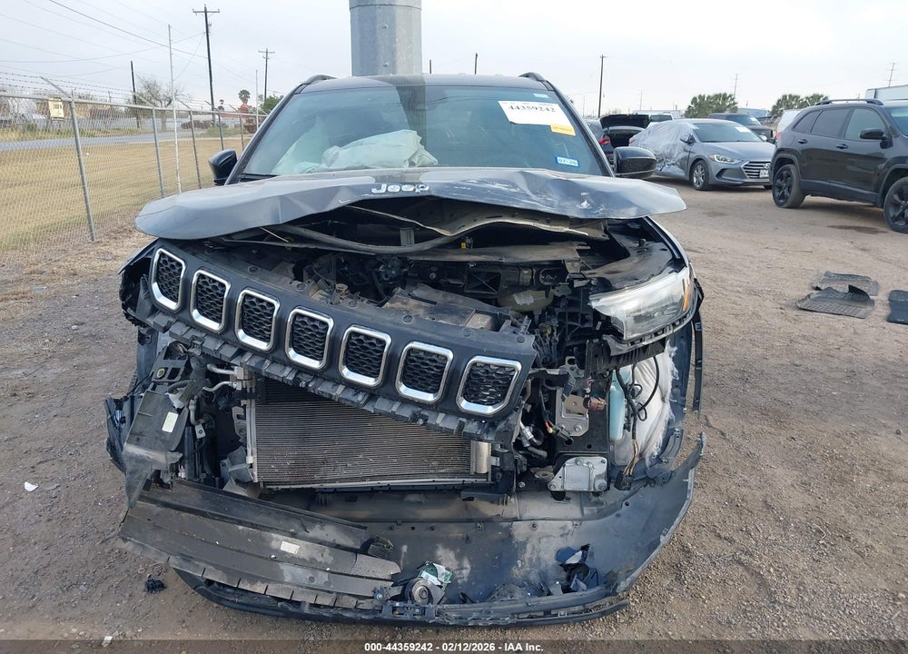 2023 JEEP COMPASS LATITUDE LUX FWD VIN: 3C4NJDFN0PT539776