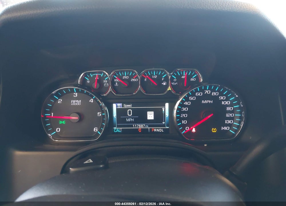 2018 CHEVROLET SUBURBAN PREMIER VIN: 1GNSKJKC2JR260405