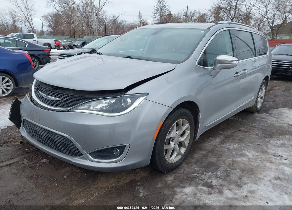 2019 CHRYSLER PACIFICA LIMITED VIN: 2C4RC1GG4KR657710