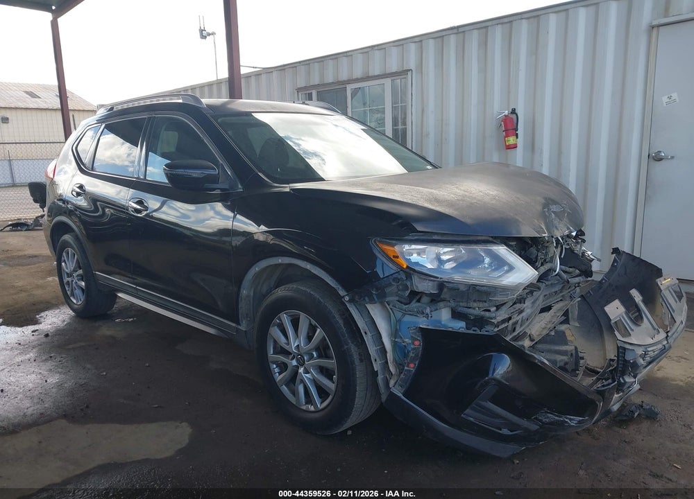 2018 NISSAN ROGUE SV VIN: KNMAT2MV5JP587107
