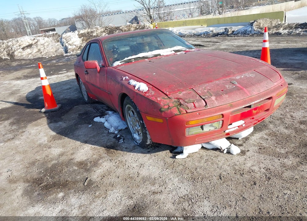 1987 PORSCHE 944 VIN: WP0AA2956HN150561