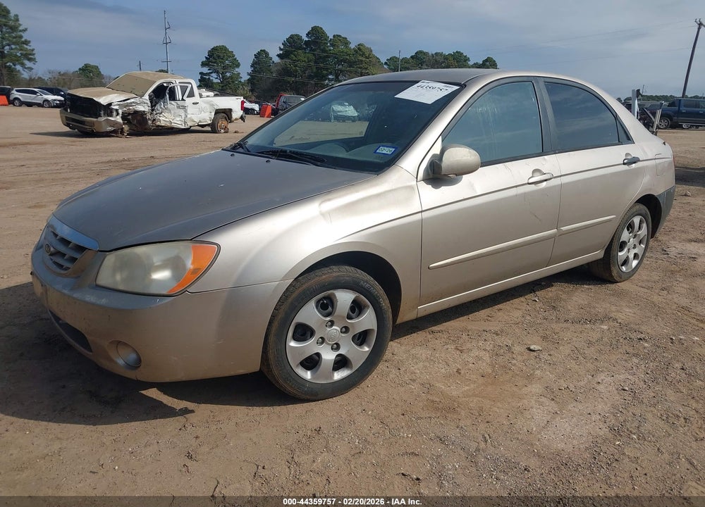 2004 KIA SPECTRA EX/LX VIN: KNAFE121045040480