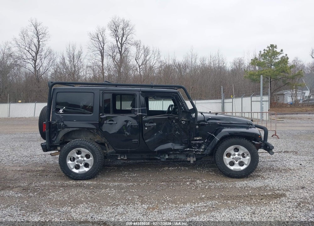 2013 JEEP WRANGLER UNLIMITED SAHARA VIN: 1C4BJWEG8DL638290