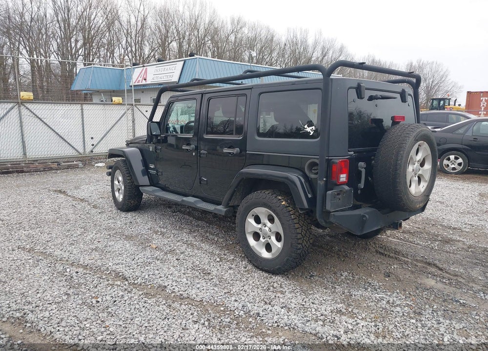 2013 JEEP WRANGLER UNLIMITED SAHARA VIN: 1C4BJWEG8DL638290