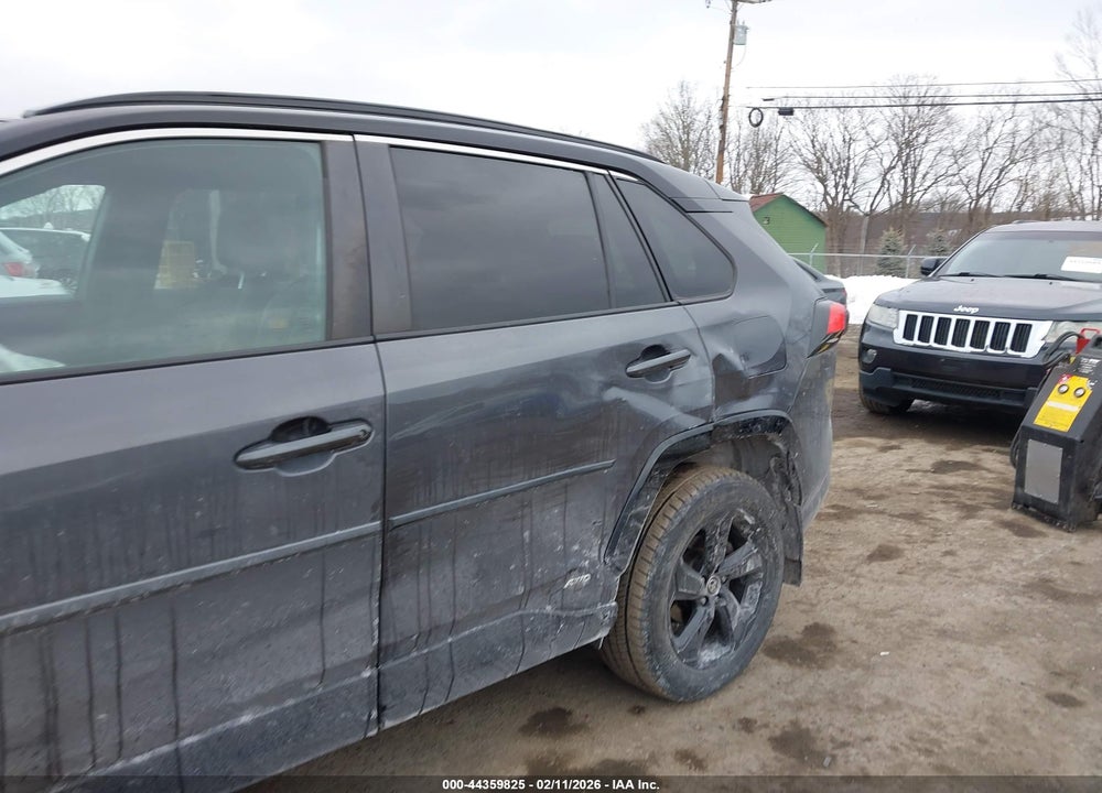 2021 TOYOTA RAV4 HYBRID XSE VIN: 2T3E6RFV2MW011367