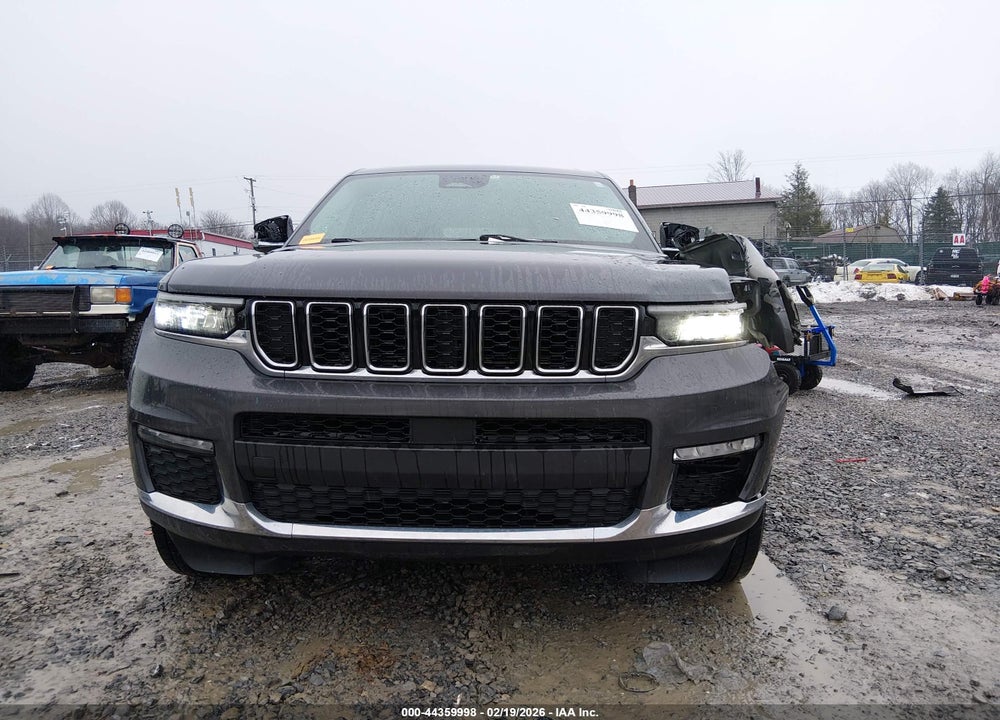 2021 JEEP GRAND CHEROKEE L LIMITED 4X4 VIN: 1C4RJKBG9M8206208