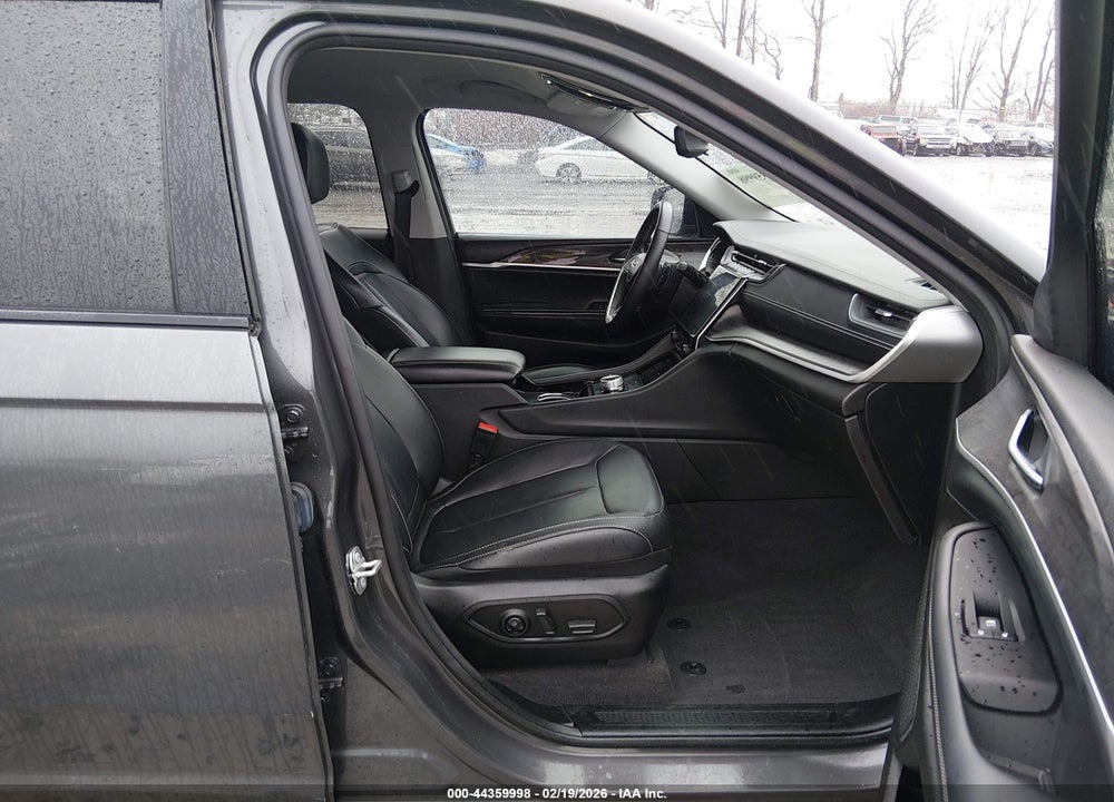 2021 JEEP GRAND CHEROKEE L LIMITED 4X4 VIN: 1C4RJKBG9M8206208