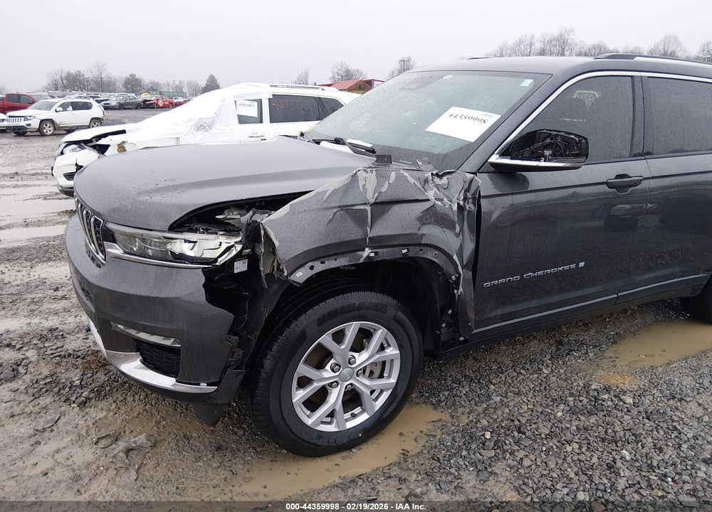 2021 JEEP GRAND CHEROKEE L LIMITED 4X4 VIN: 1C4RJKBG9M8206208