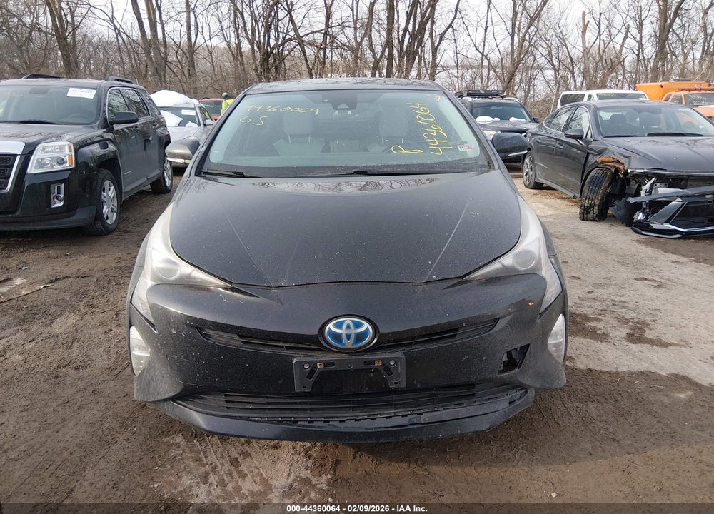 2016 TOYOTA PRIUS THREE TOURING VIN: JTDKARFU1G3021419