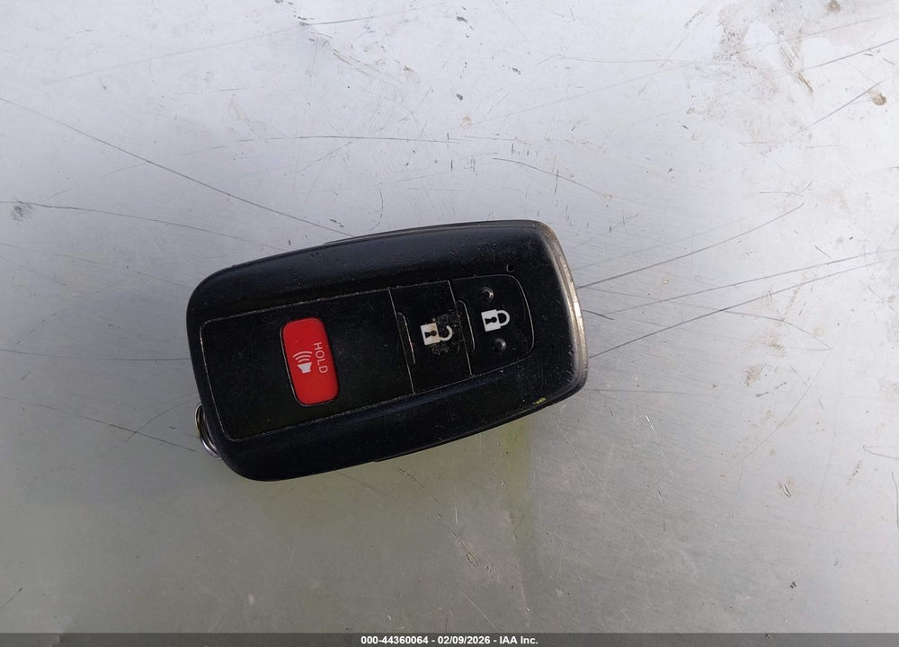 2016 TOYOTA PRIUS THREE TOURING VIN: JTDKARFU1G3021419