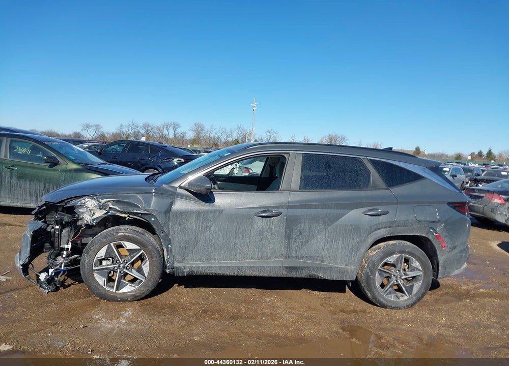 2025 HYUNDAI TUCSON SEL VIN: 5NMJBCDE7SH528594