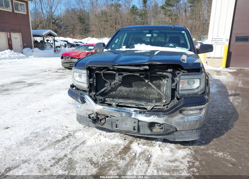 2016 GMC SIERRA 1500 SLE VIN: 1GTV2MEC0GZ116640