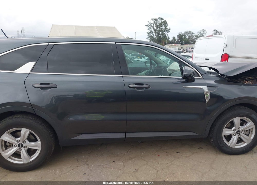 2023 KIA SORENTO LX VIN: 5XYRG4LC4PG189417