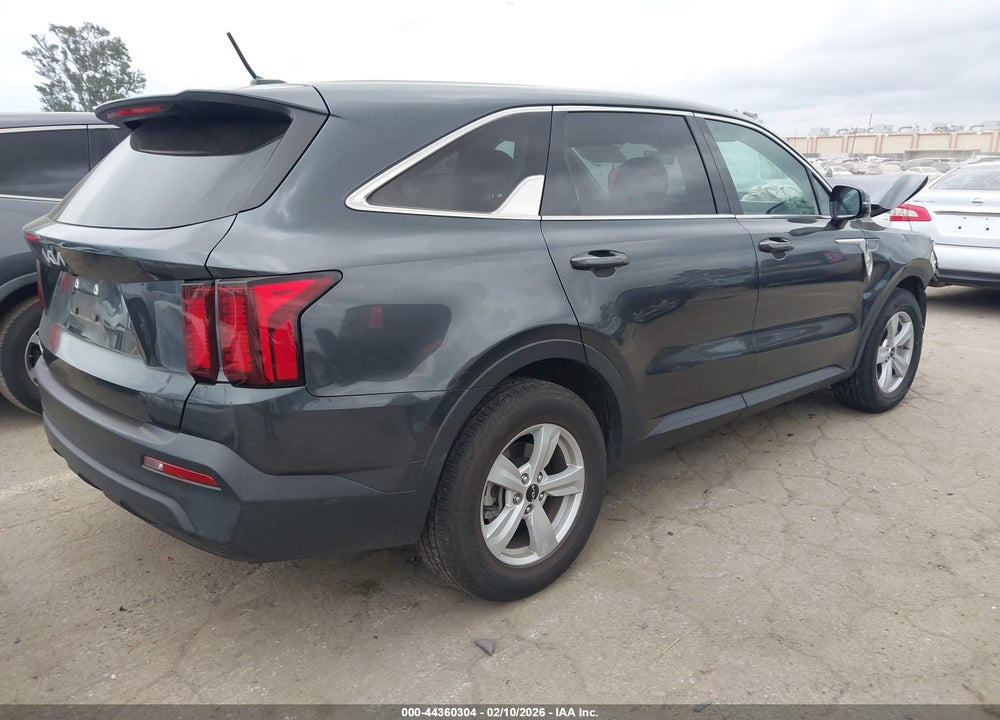 2023 KIA SORENTO LX VIN: 5XYRG4LC4PG189417