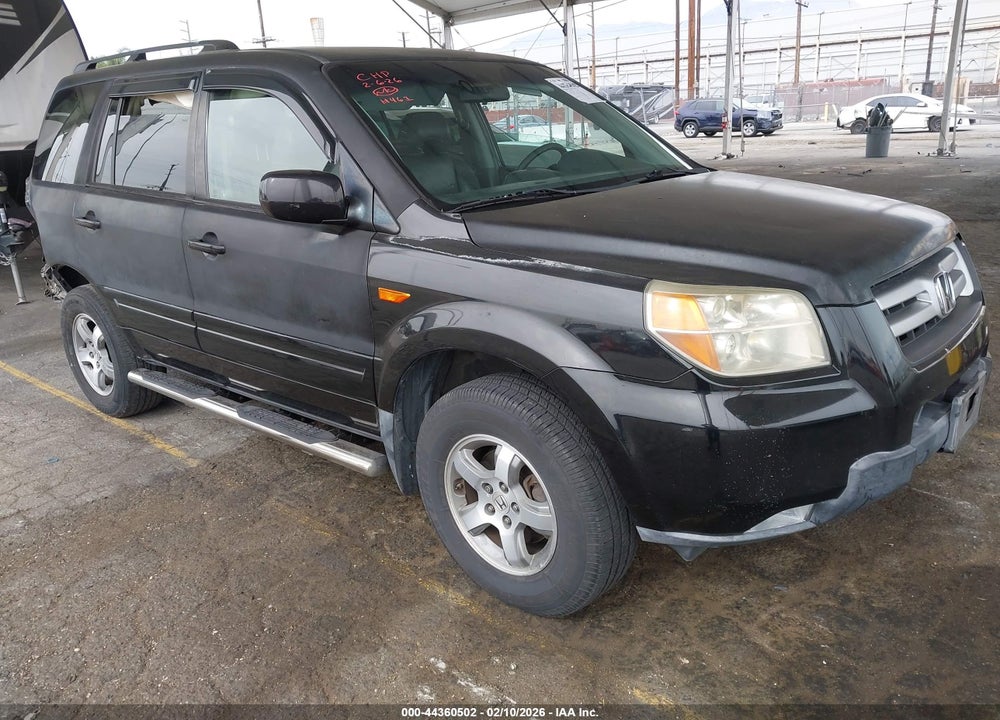2007 HONDA PILOT EX-L VIN: 5FNYF18767B032097