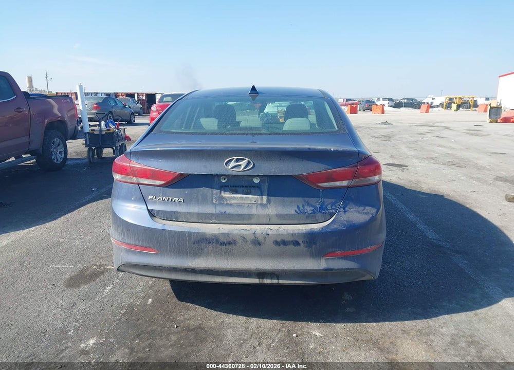 2018 HYUNDAI ELANTRA SEL VIN: 5NPD84LFXJH228688