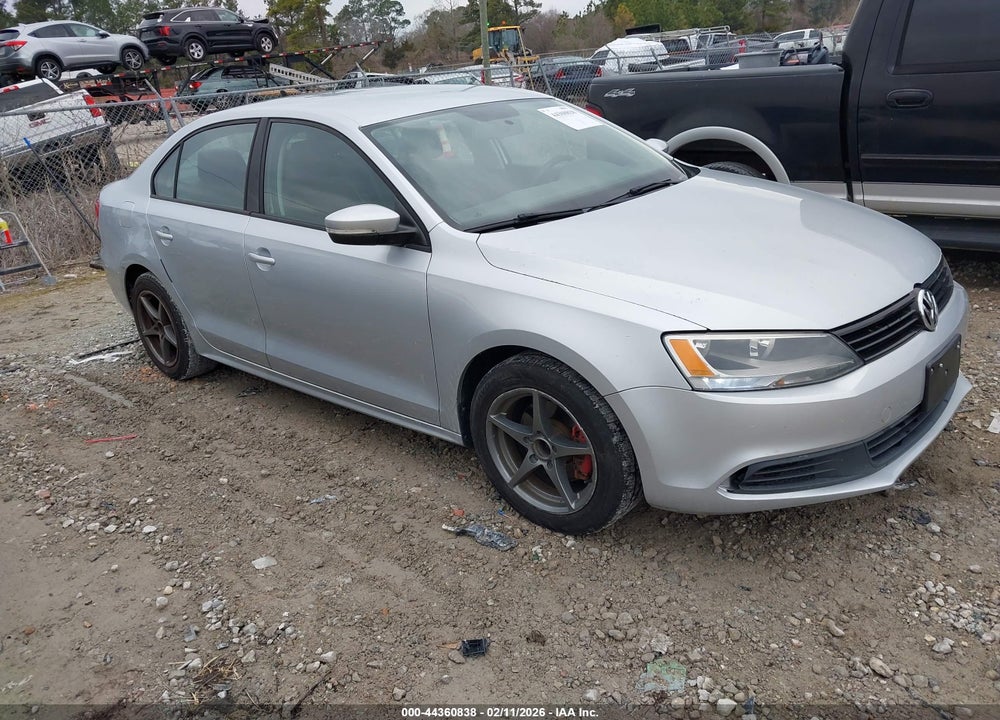 2014 VOLKSWAGEN JETTA 1.8T SE VIN: 3VWD17AJ5EM246865
