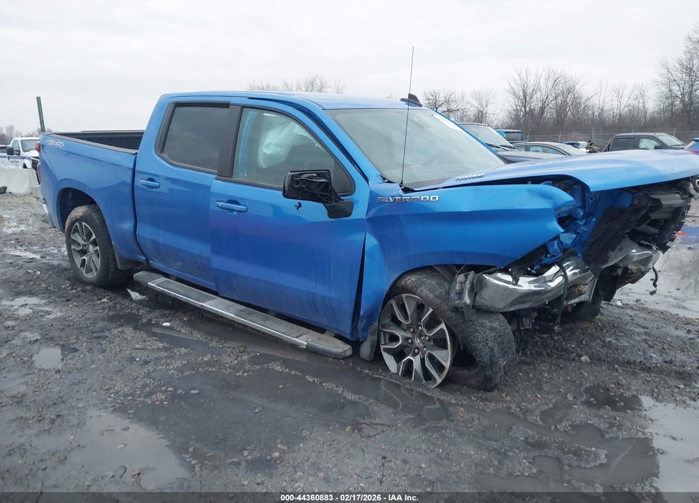 2025 CHEVROLET SILVERADO 1500 4WD  SHORT BED LT WITH 2FL VIN: 1GCPKKEK7SZ146330