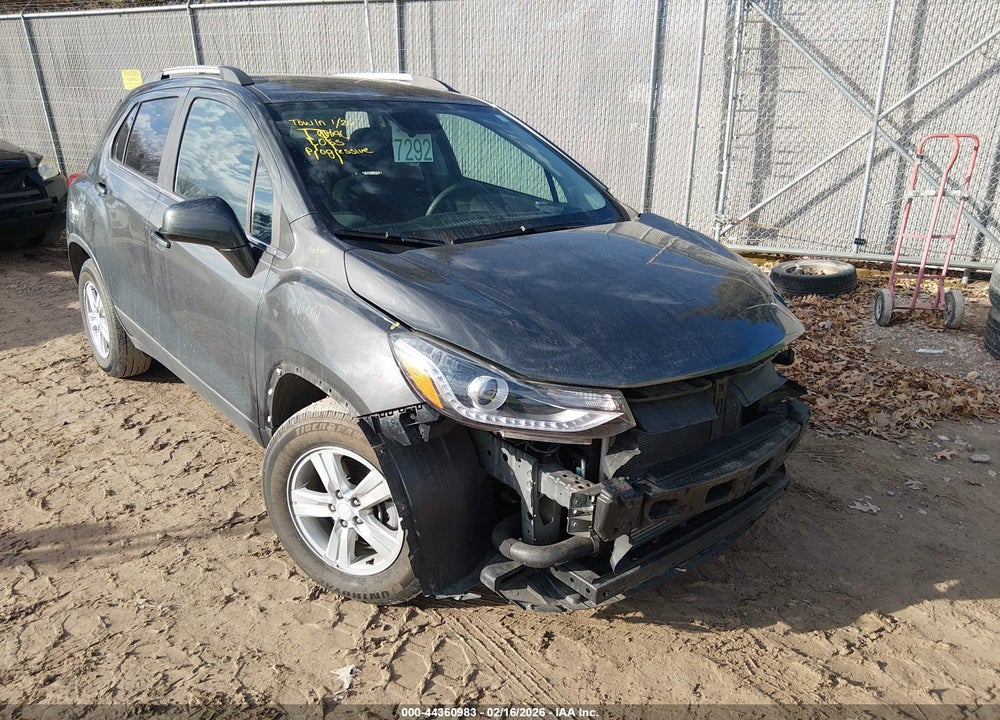 2020 CHEVROLET TRAX FWD LT VIN: 3GNCJLSB4LL210173