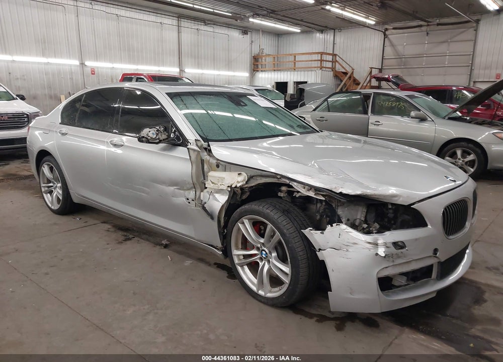 2011 BMW 750I VIN: WBAKA8C51BCY37303