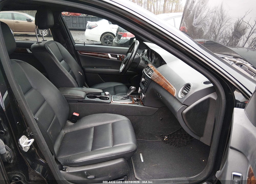 2012 MERCEDES-BENZ C 300 LUXURY 4MATIC/SPORT 4MATIC VIN: WDDGF8BB5CR199398