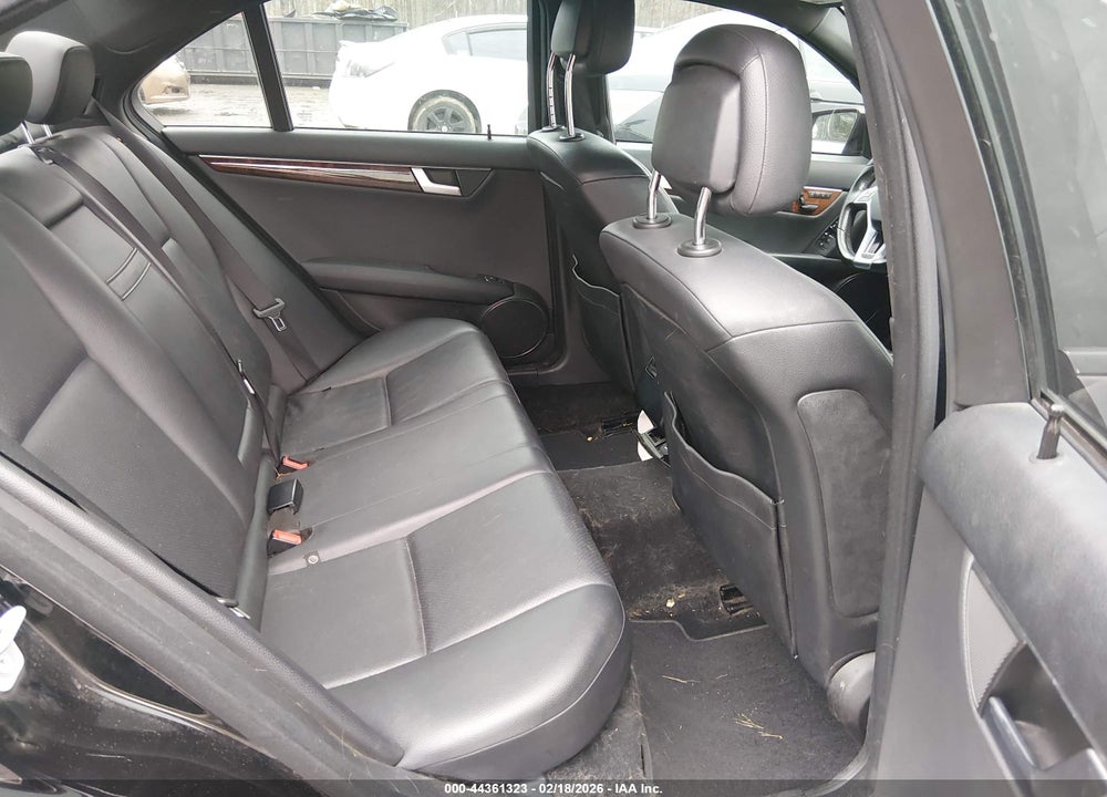 2012 MERCEDES-BENZ C 300 LUXURY 4MATIC/SPORT 4MATIC VIN: WDDGF8BB5CR199398